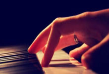 [CBA]古德温突破传球 原帅三分出手一箭穿心.